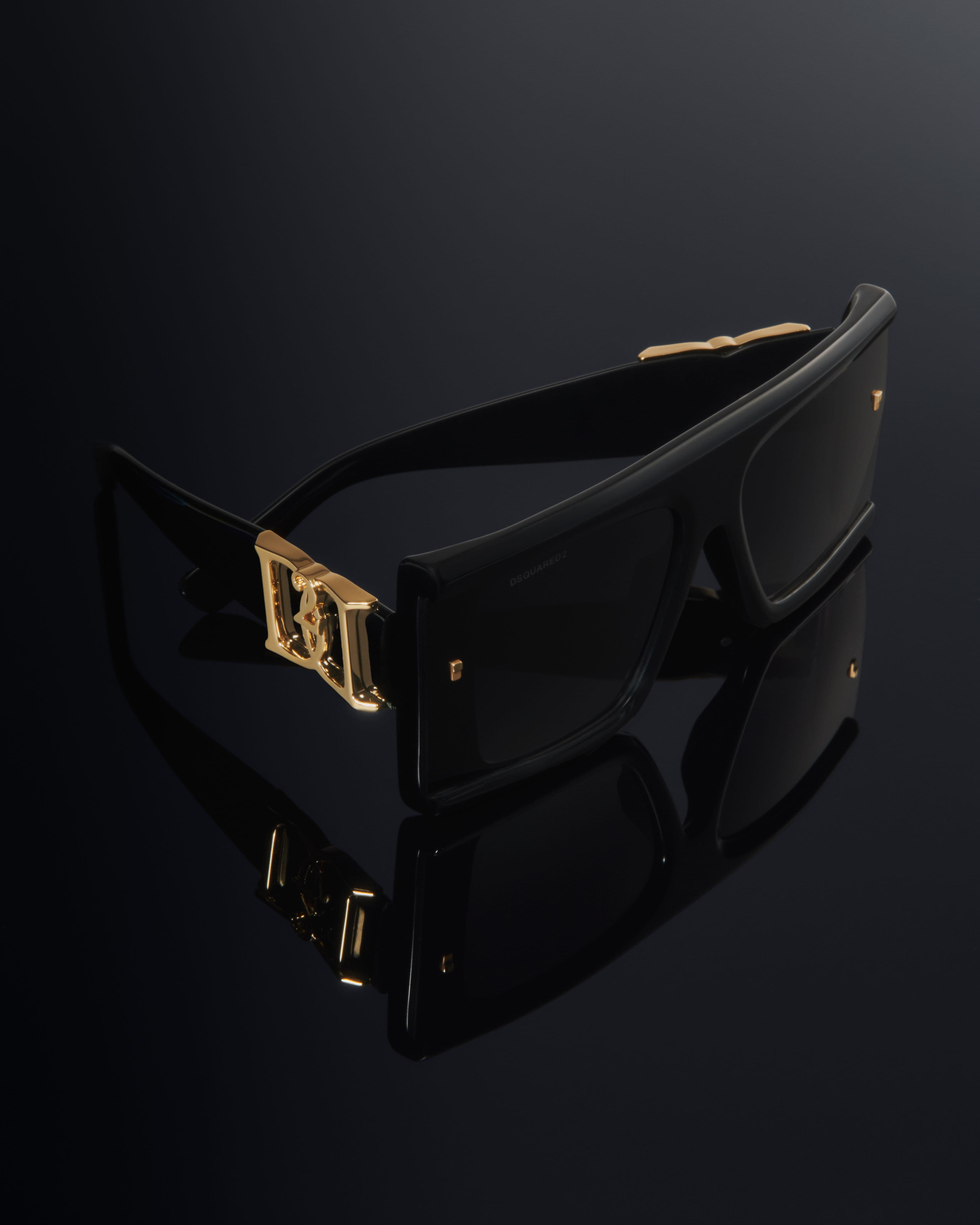 DSQUARED2