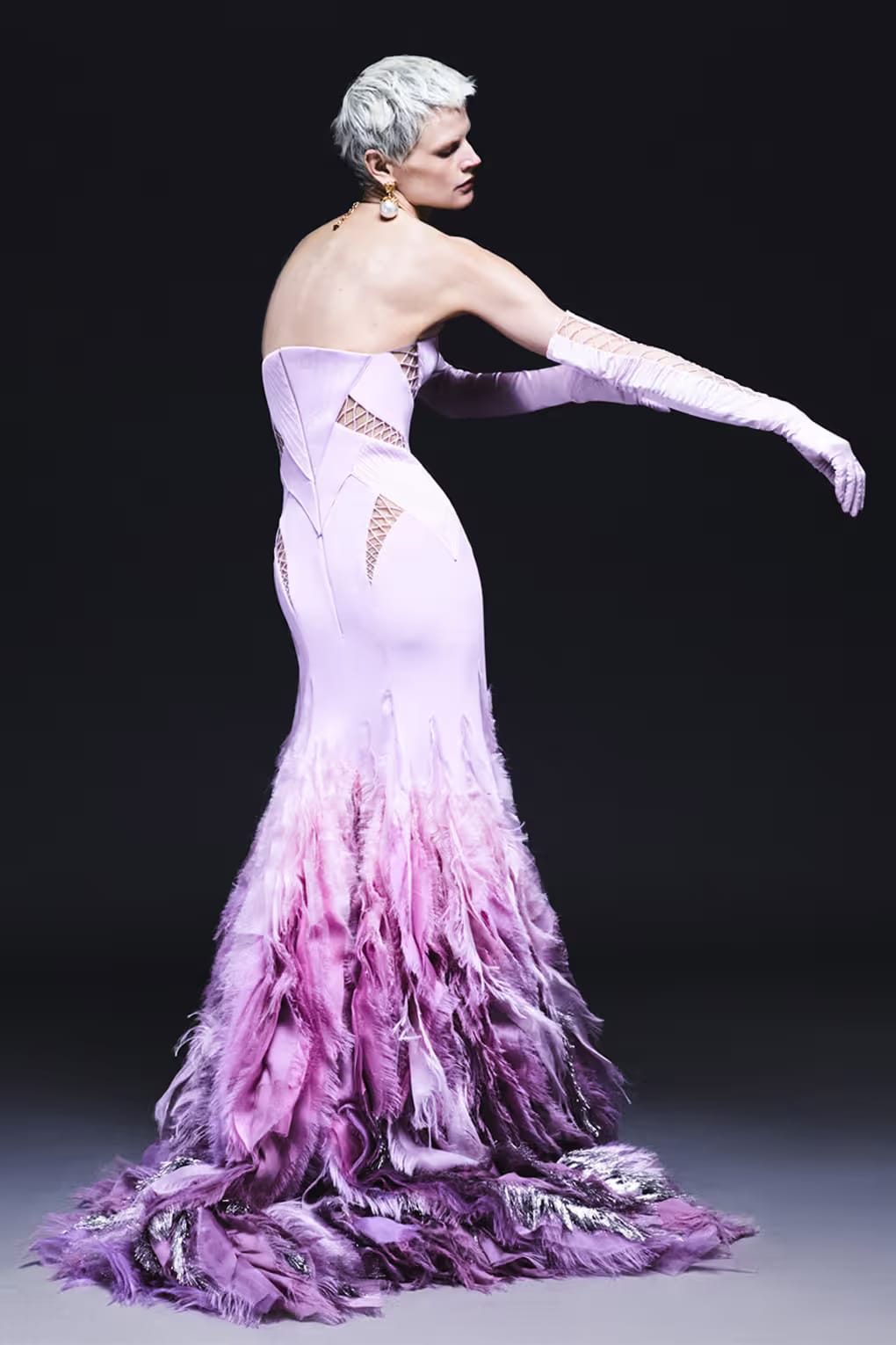 versace atelier ss23 280223 look10 8d7014ae6c